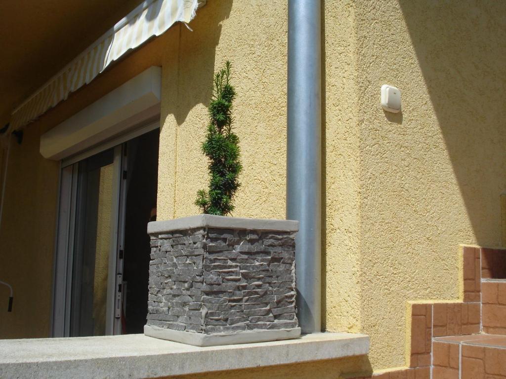 Apartamento Laura-Haus Vonyarcvashegy Exterior foto